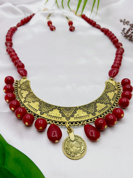 Red Beaded Necklace Set with Gold Pendant