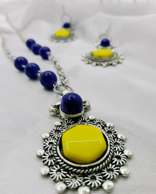 Pendant Necklace and Earrings Set